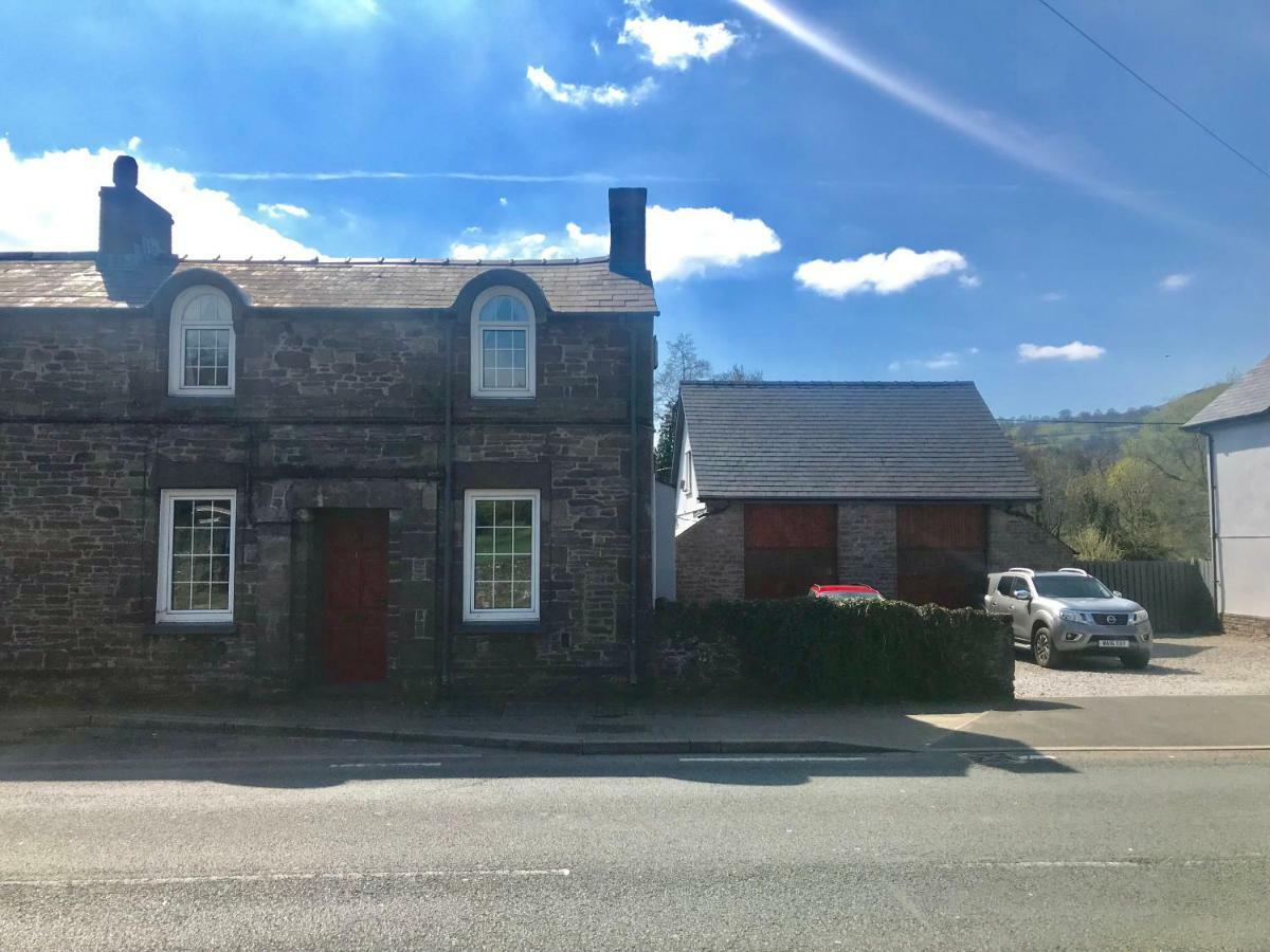 Post Office Row Apartment And Garden Crickhowell Luaran gambar
